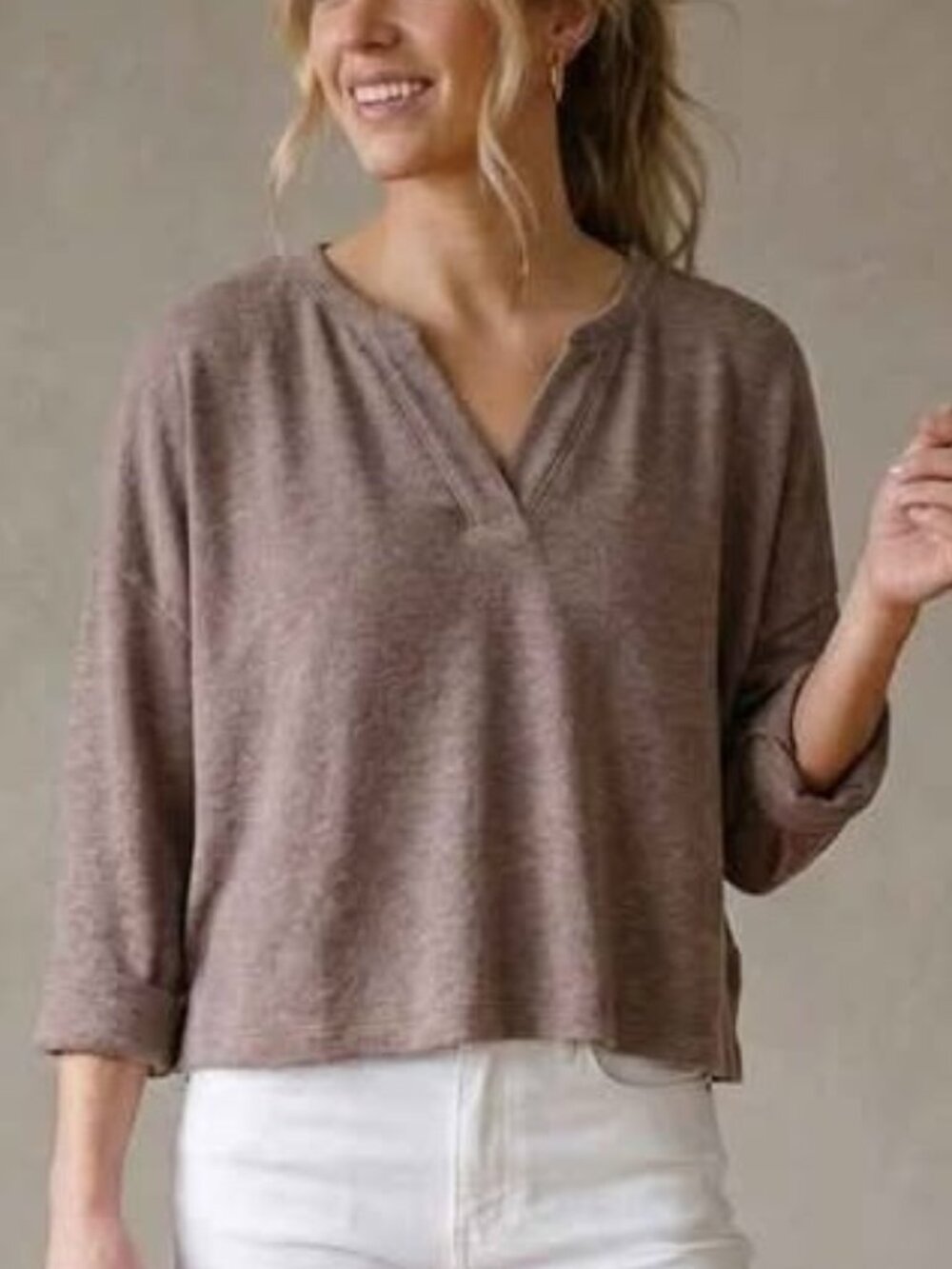 Gentle Fawn V-Neck 3/4 Rolled Sleeve Cropped Taupe Knit Top, Size S